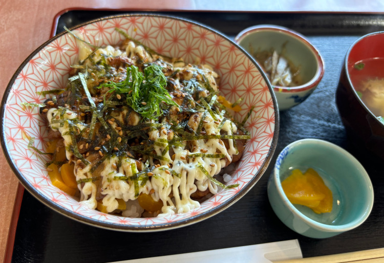 海鮮づけマヨ丼