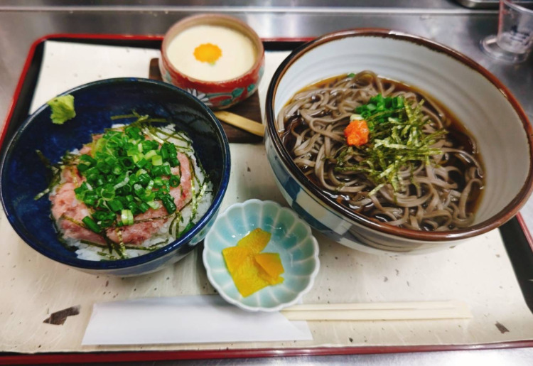 ミニ丼＆そばセット